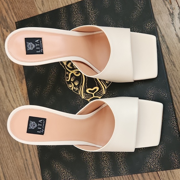 Lita by Ciara Square Toe Cream Slide Italian Leather  NIB LITA By CIARA Solid Square Toe Slide Sandals in Cream